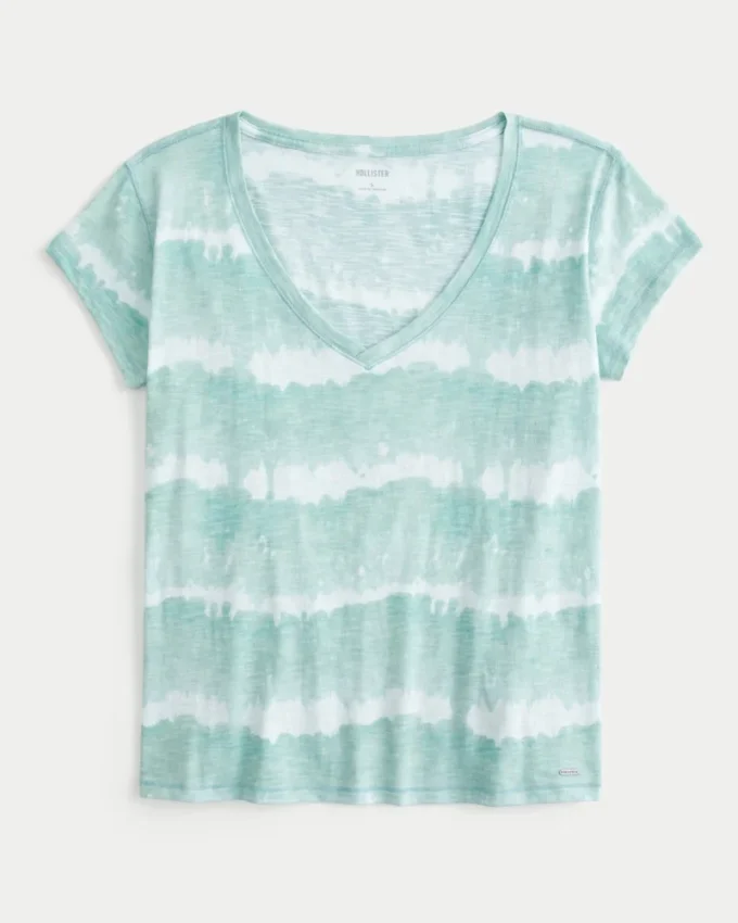 Ανεξάρτητο T-shirt με V λαιμόκοψη Ανεξάρτητο T-shirt με V λαιμόκοψη