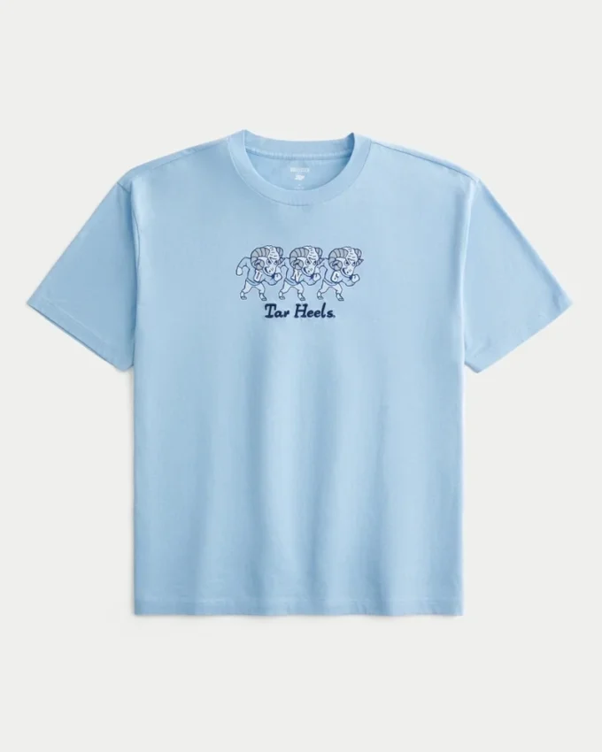 Boxy Πανεπιστήμιο της Βόρειας Καρολίνας στο Chapel Hill Tar Heels Graphic Tee