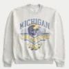 Boxy University of Michigan Wolverines Graphic Crew Sweatshirt Boxy University of Michigan Wolverines Graphic Crew Sweatshirt