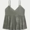 Εύκολο μπλουζάκι babydoll με λαιμόκοψη τύπου halter σε στυλ κεντήματος Εύκολο μπλουζάκι babydoll με λαιμόκοψη τύπου halter σε στυλ κεντήματος