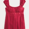 Εύκολο σατέν babydoll top με δέσιμο Εύκολο σατέν babydoll top με δέσιμο