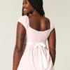 Εύκολο σατέν babydoll top με δέσιμο