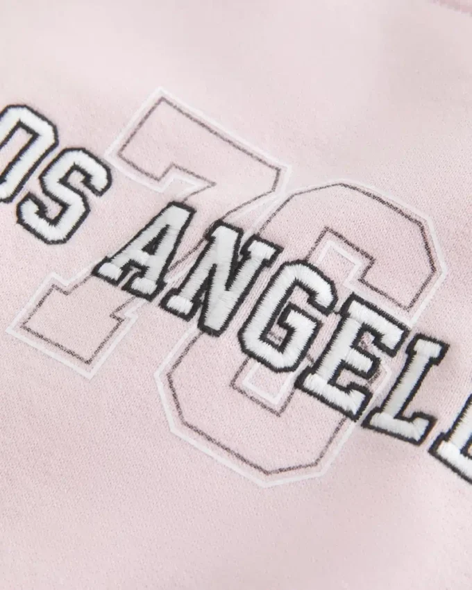 Φόρμα με γραφικά Los Angeles και ανοιχτούς ώμους
