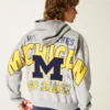 Φούτερ με κουκούλα και φερμουάρ Boxy Zip-Up University of Michigan Wolverines Graphic Hoodie