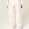 Gilly Hicks Active Recharge Heart-Tipped Baggy Pants Gilly Hicks Active Recharge Heart-Tipped Baggy Pants