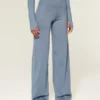 Gilly Hicks Active Recharge Wide-Leg Pants Gilly Hicks Active Recharge Wide-Leg Pants