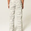Κυρτό χαμηλό Y2K Camo Baggy Jeans Κυρτό χαμηλό Y2K Camo Baggy Jeans