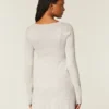 Μίνι φόρεμα Babydoll Sweater Μίνι φόρεμα Babydoll Sweater