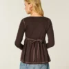 Μπλούζα Henley Babydoll με μακριά μανίκια Μπλούζα Henley Babydoll με μακριά μανίκια