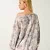 Oversized φούτερ με καμουφλάζ και ανοιχτούς ώμους Oversized φούτερ με καμουφλάζ και ανοιχτούς ώμους