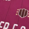 Πουλόβερ με κοντό μανίκι και κουμπιά Πουλόβερ με κοντό μανίκι και κουμπιά